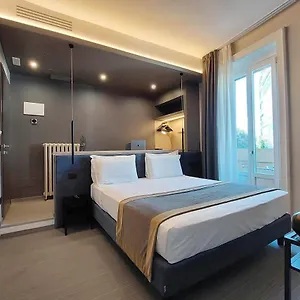  بيت ضيافة Vico Fashion District إيطاليا