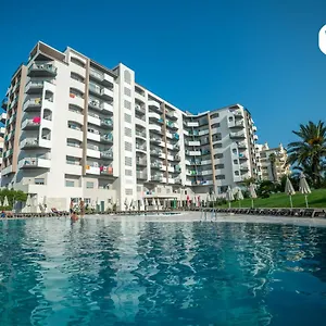 **** Apart-hotel Flor Da Rocha Portugal