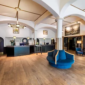 Nh Schiller Hotel